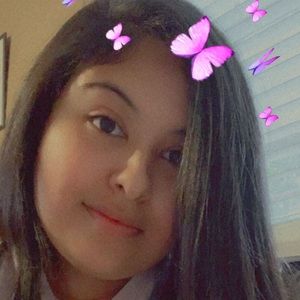 Meet your Posher, Clarissa